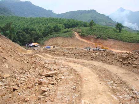 Đại biểu chất vấn về 43 tỉ đồng tiền dự án bị chiếm dụng - 2 Nhiều đại biểu nêu bức xúc về dự án Làng Tranh bị dừng thi công
