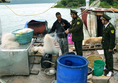 “Săn” lâm tặc, ngư tặc ở Vườn quốc gia Bái Tử Long