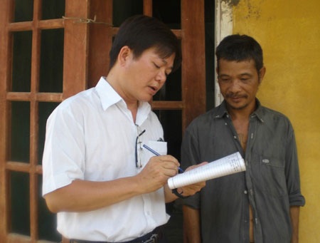 Quảng Ngãi: 3 người chết, 13 người mờ mắt nghi do thuốc diệt cỏ