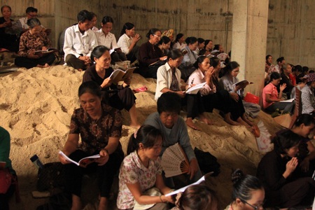 Siêu sinh trong lòng Đại bảo tháp - 3 Siêu sinh trong lòng Đại bảo tháp