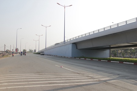 Thông xe cầu vượt, đường thông thoáng như… sáng mùng 1 Tết - 4 Vũ Lê