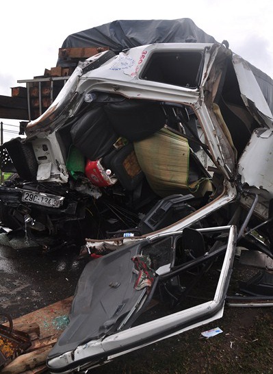 Những hình ảnh kinh hoàng sau vụ tai nạn