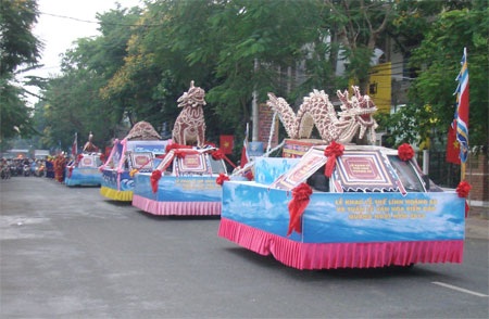 Khai mạc Lễ khao lề thế lính Hoàng Sa - 4 Rước tứ linh đặc biệt