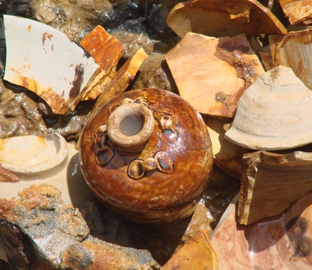 Một cổ vật có kích thước khá nhỏ nhưng còn rất đẹp.