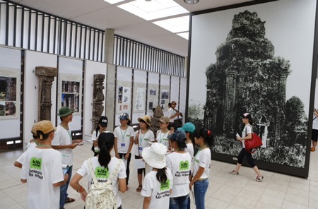 Giáo dục thế hệ trẻ cách bảo vệ di sản thế giới - 1 Giáo dục thế hệ trẻ cách bảo vệ di sản thế giới