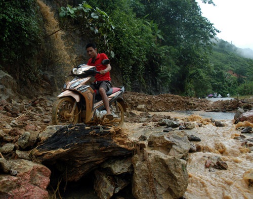 Đường đã không còn là đường.