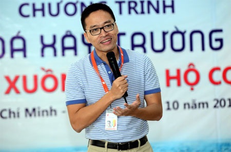 Vì một cộng đồng phát triển bền vững - 2 Ông Lê Hồng Minh chia sẻ niềm tự hào khi lần đầu đặt chân đến Trường Sa