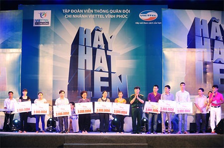 Viettel chăm sóc người có công với cách mạng tại Vĩnh Phúc