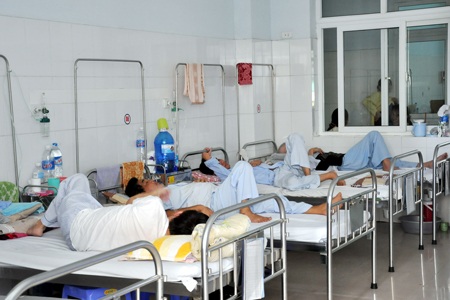 Các nạn nhân đang được theo dõi trong bệnh viện