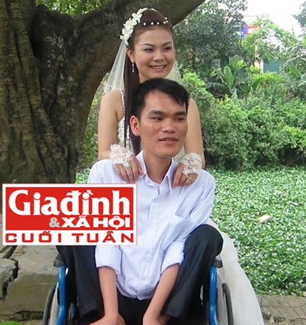 Cảm động chuyện tình chàng trai nhờ em ruột làm… chú rể - 2 Ảnh cưới của anh Tĩnh và chị Trang. Ảnh: T.G