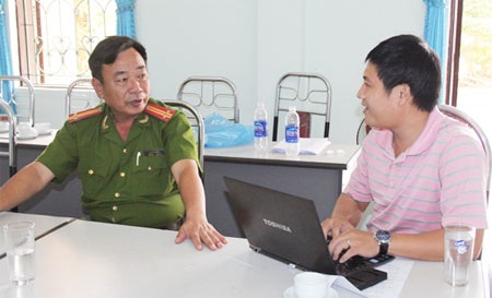 Người quản giáo và mối linh cảm - 1 Người quản giáo và mối linh cảm