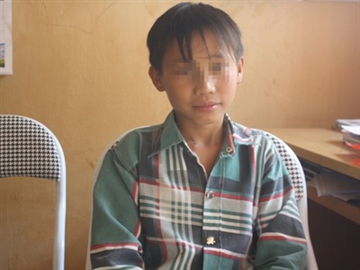 Mùa “cướp” vợ: Tiếng thét kinh hoàng của cô gái giữa rừng hoang - 3 Học sinh A Chung ngượng ngùng kể về cuộc hôn nhân của mình.