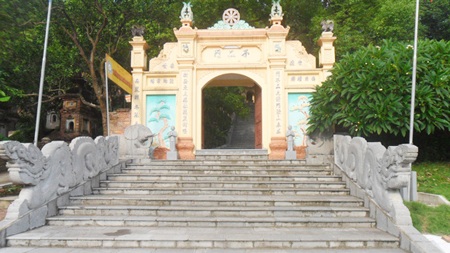 Đầu năm nói chuyện đi chùa và những ngôi chùa không có hòm công đức - 1 Chùa Tiêu nơi không có hòm công đức