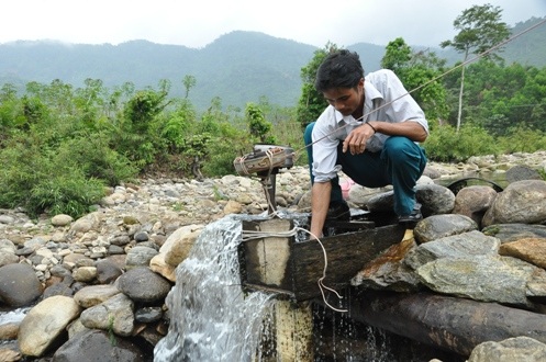 “Thủy điện mini” giữa đại ngàn hoang vu.