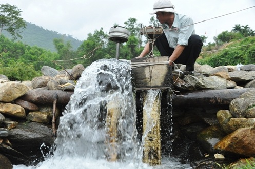 “Thủy điện mini” giữa đại ngàn hoang vu.