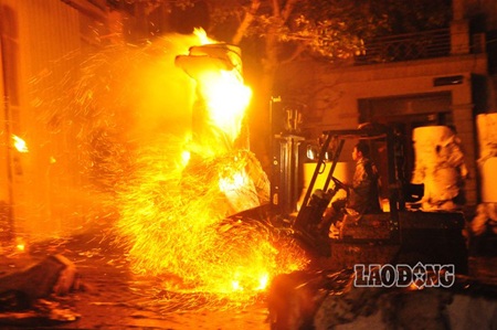Cháy lớn thiêu rụi nhiều tài sản nhà máy giấy Thành Đạt