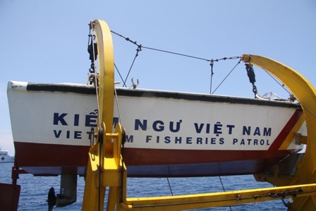 Cận cảnh tàu Kiểm ngư Việt Nam làm nhiệm vụ trên biển - 4 Nhà giàn DK 6 thuộc khu vực Nhà giàn Phúc Tần nhìn từ tàu Kiểm ngư 772.