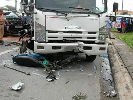 Hà Nội: 3 mẹ con chết thảm trên đường đi mua bánh sinh nhật - 1 (Ảnh minh họa)