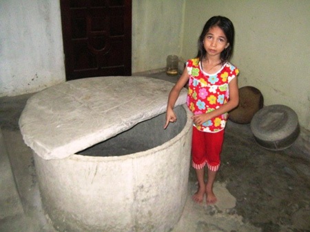 Người lạ mặt dũng cảm cứu bé gái lớp 4 bị rơi xuống giếng - 1 Người lạ mặt dũng cảm cứu bé gái lớp 4 bị rơi xuống giếng