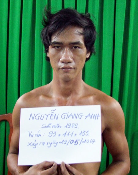 Lời khai rợn người của hung thủ 25 tuổi cướp, giết, hiếp dâm cụ bà 75 tuổi - 1 Kẻ đồi bại Nguyễn Giang Anh, cướp, giết, hiếp cụ bà Lê Thị Ba 75 tuổi.