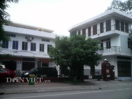 Trụ sở Công an thành phố Uông Bí, nơi xảy ra vụ cướp súng (Ảnh: Dân Việt)