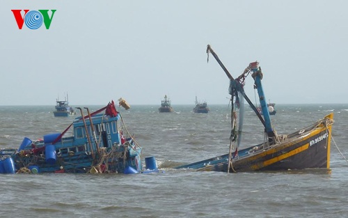 Bình Thuận xin ngừng tìm kiếm 5 ngư dân mất tích