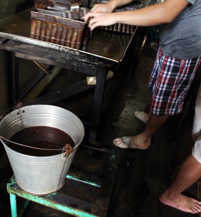 Chỉ cần phụ gia màu nâu là thành kem sô cô la 