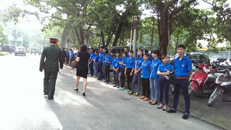 Lễ viếng, truy điệu 18 chiến sĩ hi sinh trong vụ máy bay rơi - 24 Bắt đầu lễ truy điệu 18 chiến sỹ hi sinh trong vụ máy bay rơi