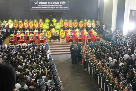 Lễ viếng, truy điệu 18 chiến sĩ hi sinh trong vụ máy bay rơi