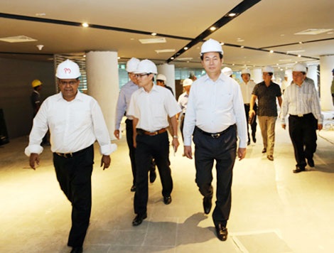 Đại tướng Trần Đại Quang thăm Tổ hợp Interpol Toàn cầu - 2 Đại tướng Trần Đại Quang thăm Tổ hợp Interpol Toàn cầu