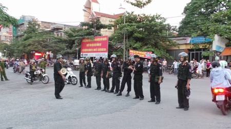 "Vỡ trại" cai nghiện, khoảng 300 học viên tràn về thành phố Hải Phòng - 4 Vỡ trại cai nghiện, khoảng 300 học viên tràn về thành phố Hải Phòng