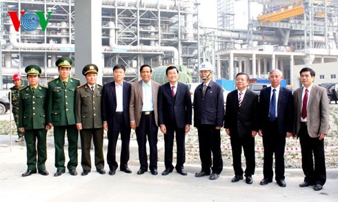 Chủ tịch
nước Trương Tấn Sang thăm khu kinh tế Hà Tĩnh