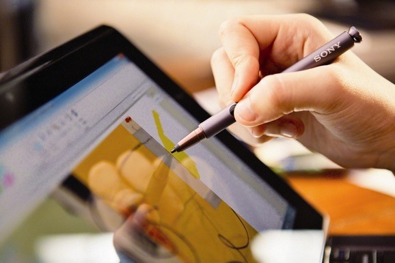 Bút cảm ứng có thể nhận diện chính xác từng nét vẽ đậm hay mảnh.