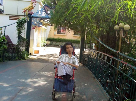 Vũ Anh Tuấn- Thân bại nhưng chí không liệt - 1 Vũ Anh Tuấn- tấm gương sáng vượt lên số phận (ảnh internet)