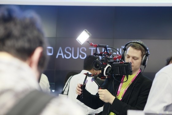 Hình ảnh ấn tượng trong ngày đầu triển lãm Computex 2013