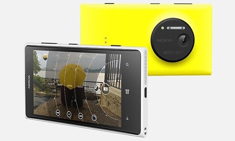 Nokia: Ngôi vương một thời chỉ còn vang bóng - 7 Lumia 1020 là chiếc smartphone cuối cùng mang thương hiệu Nokia.