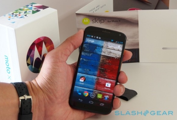 Motorola bổ sung tiện ích "chuyển dữ liệu từ iOS" trên MotoX - 1 Motorola bổ sung tiện ích chuyển dữ liệu từ iOS trên MotoX