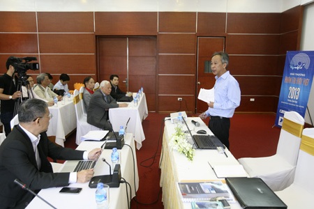 18 sản phẩm bắt đầu tranh tài tại Chung khảo Nhân tài Đất Việt 2013