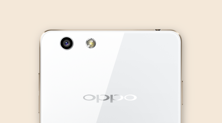 Chụp ảnh tự sướng đẹp với camera trước 5MP của OPPO R1