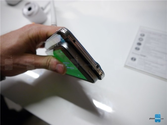 Cả hai thiết bị đều sở hữu những