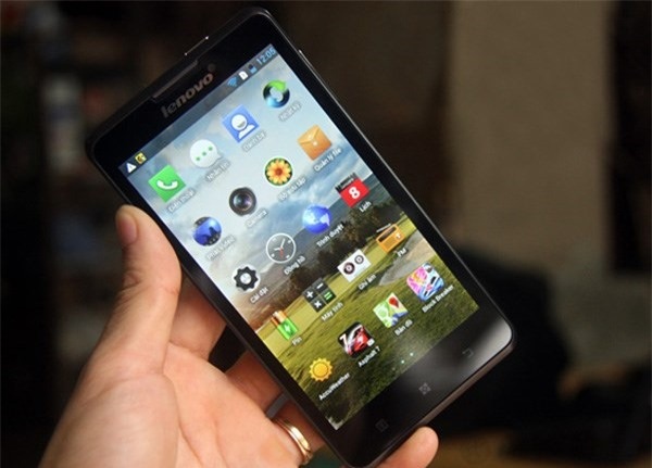 Những smartphone có thời lượng pin "khủng" nhất hiện nay - 1 Với dung lượng pin tương đương với chiếc phablet