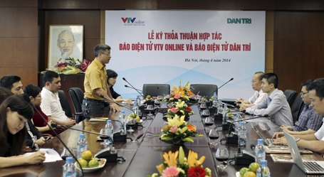 Báo điện tử Dân trí và VTV Online thỏa thuận hợp tác toàn diện - 1 Báo điện tử Dân trí và VTV Online ký kết hợp tác toàn diện