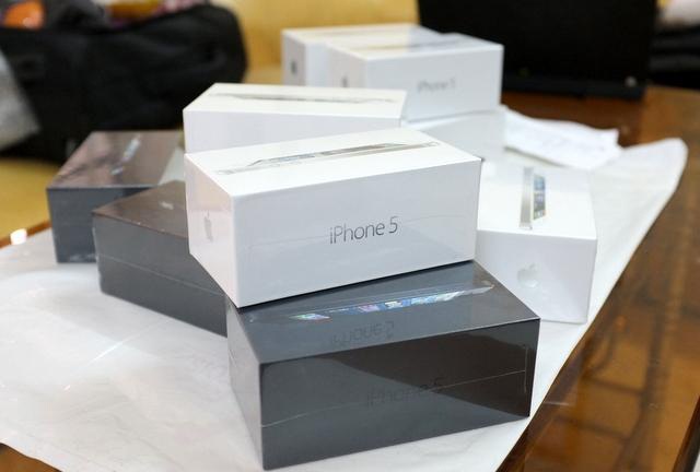 Việt Nam "tiêu thụ" iPhone khoá iCloud để làm gì? - 2 iPhone nguyên seal chưa chắc đã phải hàng mới 100%