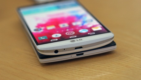 So sánh máy với Oppo Find 7