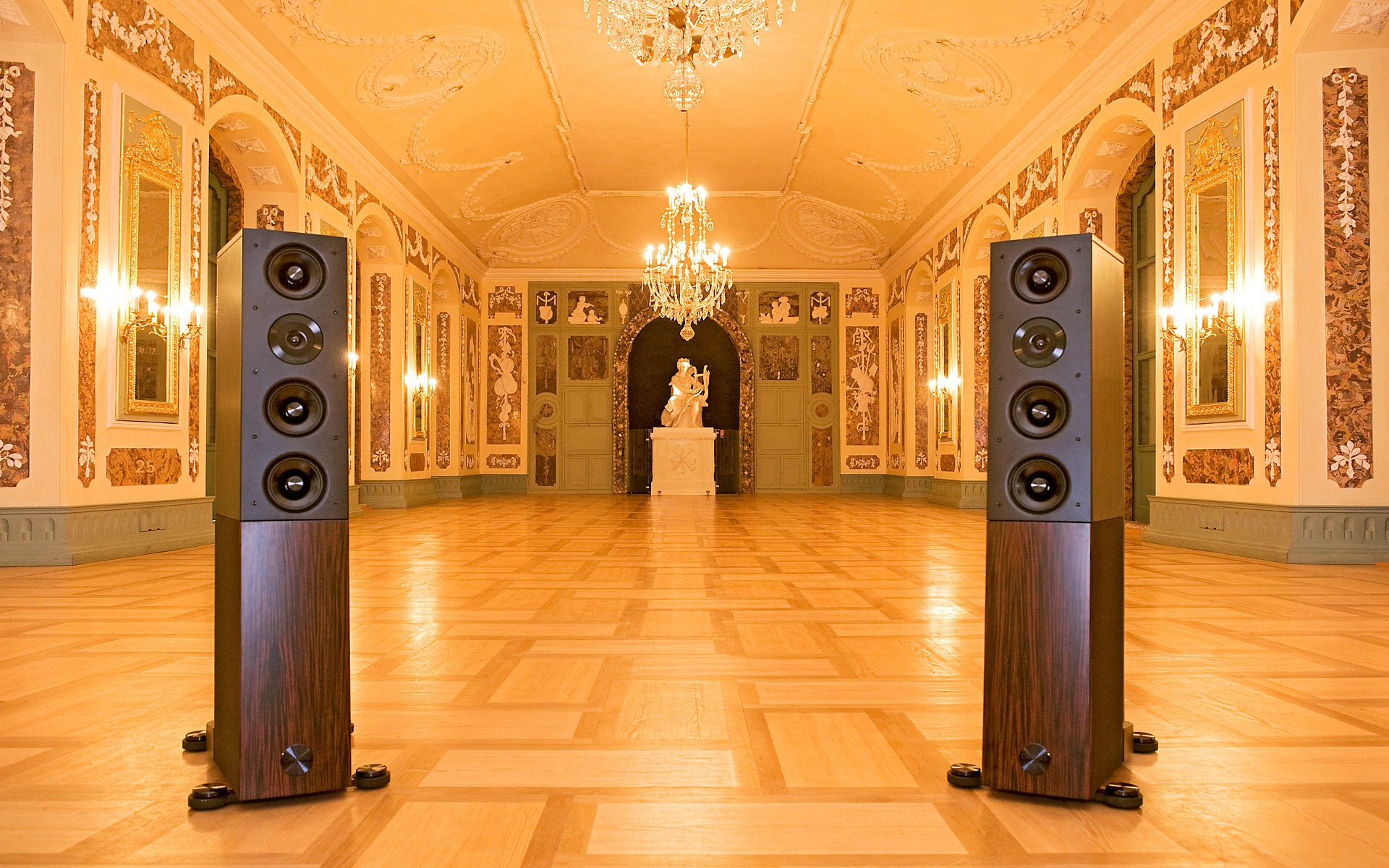 Những tên tuổi lớn sẽ xuất hiện trong triển lãm Nghe nhìn 2014 - 1 Những tên tuổi lớn sẽ xuất hiện trong triển lãm Nghe nhìn 2014