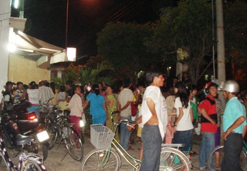Truy bắt băng cướp tiệm vàng có súng - 1 Truy bắt băng cướp tiệm vàng có súng - 1