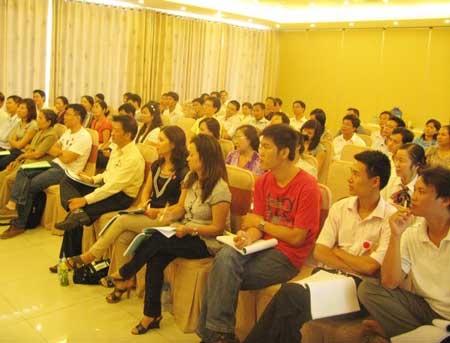 Dân Việt Nam rất sợ rủi ro tài chính - 2 Dân Việt Nam rất sợ rủi ro tài chính - 2