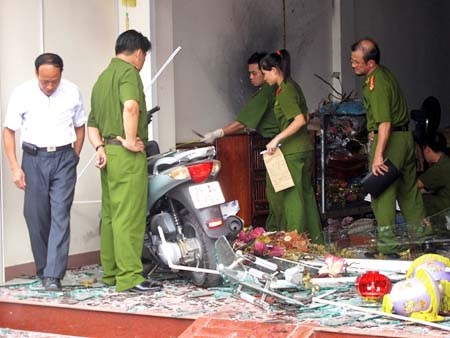 Một vụ nổ lớn giữa trung tâm thành phố Hà Giang - 2 Một vụ nổ lớn giữa trung tâm thành phố Hà Giang - 2