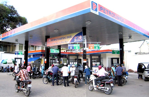 Lỗ "khủng" của Petrolimex do điều chỉnh tỷ giá? - 1 Lỗ "khủng" của Petrolimex do điều chỉnh tỷ giá? - 1