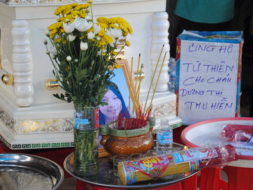 Vụ thiếu nữ chết tức tưởi: Thiếu căn cứ buộc tội bác sĩ trực - 1 Vụ thiếu nữ chết tức tưởi: Thiếu căn cứ buộc tội bác sĩ trực - 1